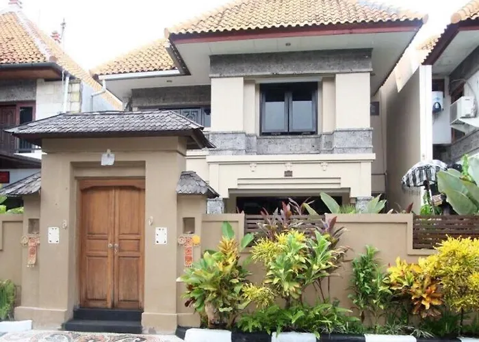 Indah Royal - Private Pool - Optic Fiber High Speed Internet *